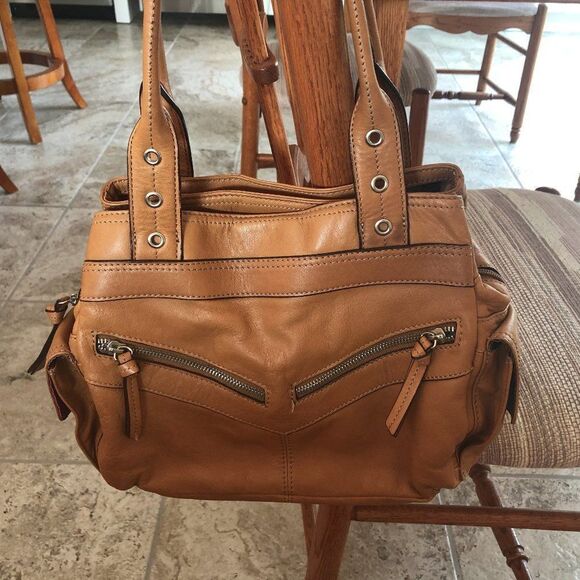 Tignanello Tan Soft Leather Handbag Shoulder Bag - Picture 1 of 16